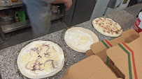 Pizza du Pizzeria La place food à Roubaix - n°2
