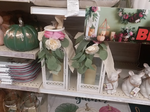 Discount Store «Big Lots», reviews and photos, 2260 MacArthur Dr, Orange, TX 77630, USA