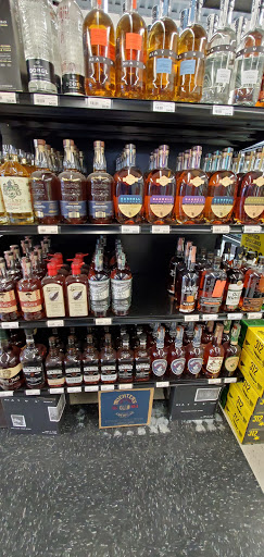 Liquor Store «Big Red Liquors Inc», reviews and photos, 5959 Crawfordsville Rd, Speedway, IN 46224, USA