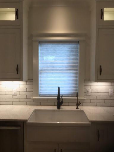 Window Treatment Store «Budget Blinds», reviews and photos, 2455 Shorty Barnes Rd #7, Crossville, TN 38571, USA