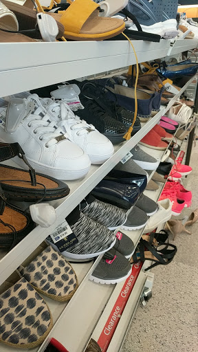 Clothing Store «Ross Dress for Less», reviews and photos, 17880 Newhope St, Fountain Valley, CA 92708, USA