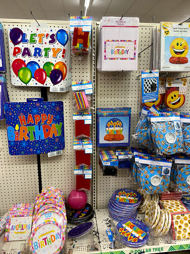 Dollar Store «Dollar Tree», reviews and photos, 500 NJ-38, Cherry Hill, NJ 08002, USA