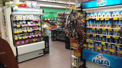 Grocery Store «La Casa Del Pueblo Inc.», reviews and photos, 1810 S Blue Island Ave, Chicago, IL 60608, USA