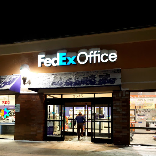 Print Shop «FedEx Office Print & Ship Center», reviews and photos, 3535 Hazelton Rd, Edina, MN 55435, USA