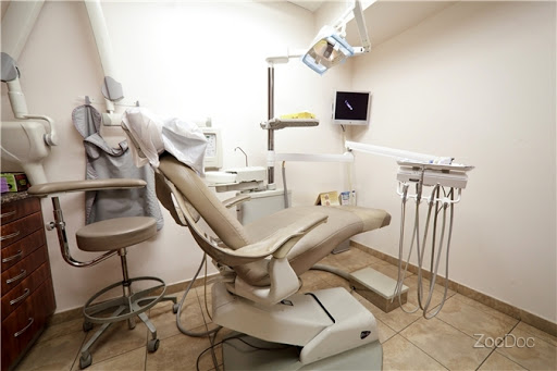 Union Square Dental image 2