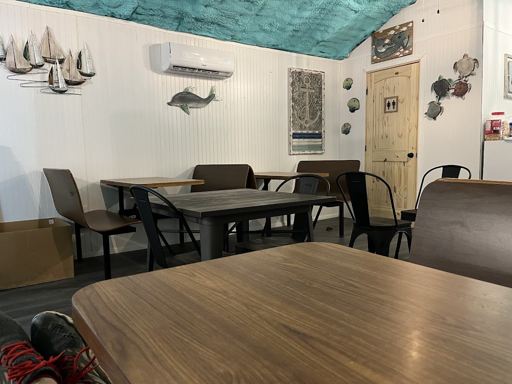 Crosby's Seafood Market and Cafe 39452