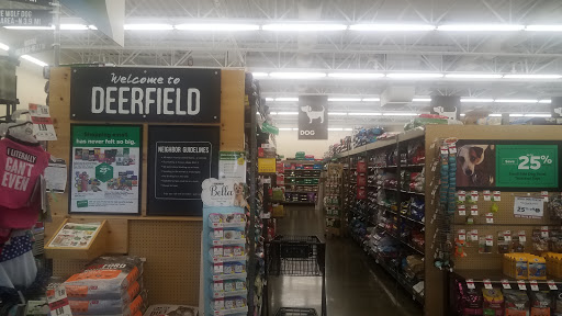 Pet Supply Store «Pet Supplies Plus», reviews and photos, 9 Waukegan Rd, Deerfield, IL 60015, USA