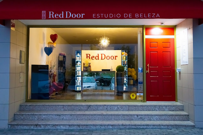Comentários e avaliações sobre o Red Door