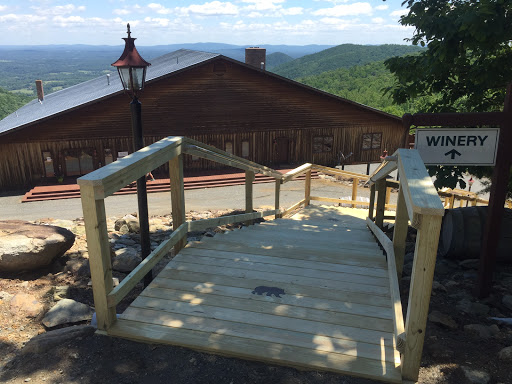 Vineyard «Stone Mountain Vineyards», reviews and photos, 1376 Wyatt Mountain Rd, Dyke, VA 22935, USA