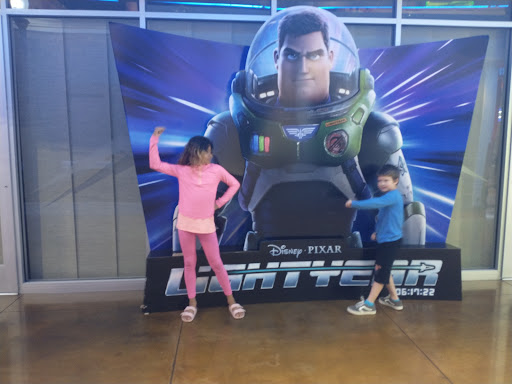 Event Venue «Megaplex Theatres at Jordan Commons», reviews and photos, 9335 State St, Sandy, UT 84070, USA