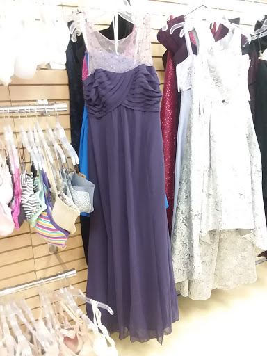 Thrift Store «Society of St. Vincent de Paul», reviews and photos, 1069 Regency Pkwy, St Charles, MO 63303, USA