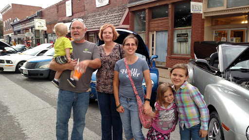 New American Restaurant «Justus Drugstore - A Restaurant», reviews and photos, 106 W Main St, Smithville, MO 64089, USA