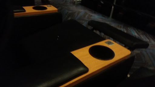 Movie Theater «Regal Cinemas Hadley Theatre 16», reviews and photos, 1000 Corporate Ct, South Plainfield, NJ 07080, USA