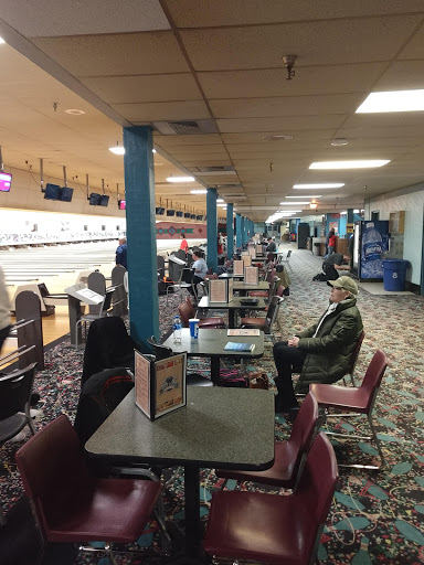 Bowling Alley «Oak Lanes», reviews and photos, 8450 N Middlebelt Rd, Westland, MI 48185, USA