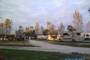 Lamplight Lane RV Resort at Glen Oaks