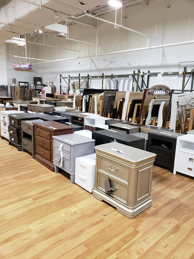 Furniture Store «Bargains and Buyouts», reviews and photos, 5150 Glencrossing Way, Cincinnati, OH 45238, USA