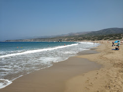 Alagadi Turtle beach'in fotoğrafı birden fazla geniş koy ile birlikte