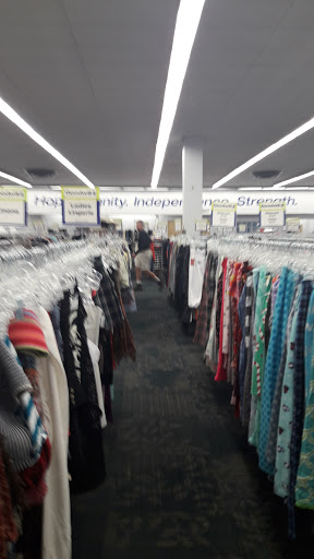 Thrift Store «Goodwill Colonial Heights Retail Store», reviews and photos