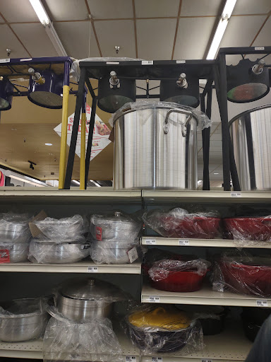 Supermarket «Hughes Market Basket», reviews and photos, 212 N 27th St, Nederland, TX 77627, USA