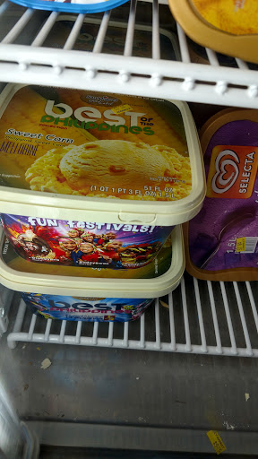 Asian Grocery Store «Lily Market», reviews and photos, 11001 NE Halsey St, Portland, OR 97220, USA