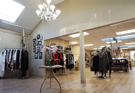 Jewelry Store «Diamond Dream Jewelry & Apparel», reviews and photos, 12 Mine Brook Rd, Bernardsville, NJ 07924, USA