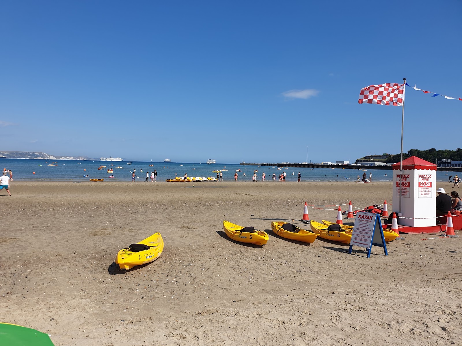 Weymouth Plajı'in fotoğrafı imkanlar alanı