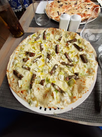 Pizza du Restaurant La Comedia à Bourg-de-Péage - n°3