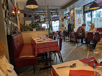 Atmosphère du Restaurant Le Bistrot d' Antoine à Paris - n°6