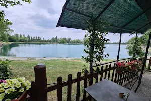 Lago Capanna image