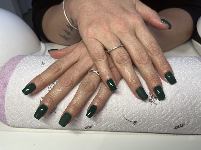 Henci Nails - Szombathely