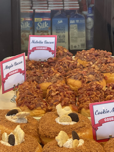 Donut Shop «Mojo Donuts & Fried Chicken», reviews and photos, 8870 SW 40th St #13, Miami, FL 33165, USA