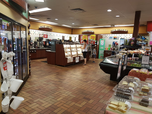 Convenience Store «Kwik Trip #447», reviews and photos, 8225 Crossings Blvd, Shakopee, MN 55379, USA