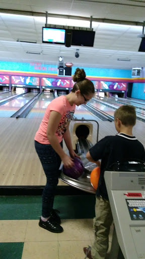 Bowling Alley «Cedar Bowling Center», reviews and photos, 421 E Highway 91, Cedar City, UT 84721, USA