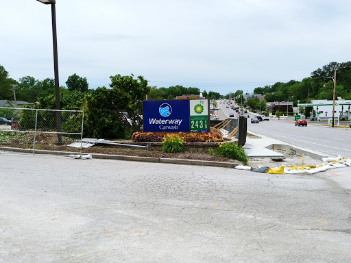 Car Wash «Waterway Carwash», reviews and photos, 10850 Manchester Rd, Kirkwood, MO 63122, USA