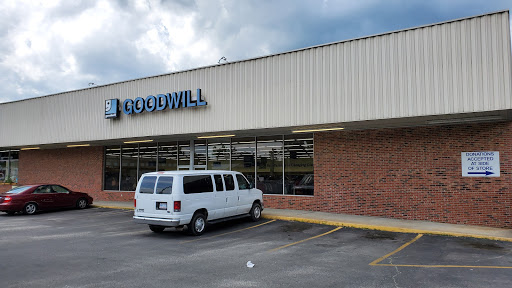 Thrift Store «Goodwill Retail Store», reviews and photos, 1266 Asheville Hwy, Brevard, NC 28712, USA