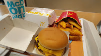 Cheeseburger du Restauration rapide McDonald's à Flins-sur-Seine - n°10
