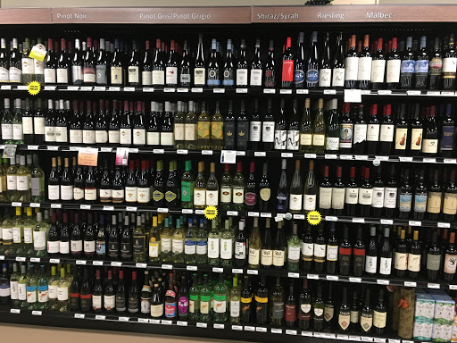 Liquor Store «Holiday Liquors North», reviews and photos, 2512 N Newton St, Jasper, IN 47546, USA