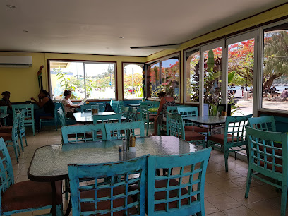 Jungle cafe - 7877+37Q, Port Vila, Vanuatu