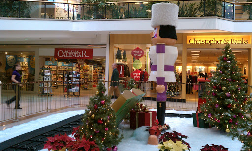 Shopping Mall «Merle Hay Mall», reviews and photos, 3800 Merle Hay Rd, Des Moines, IA 50310, USA