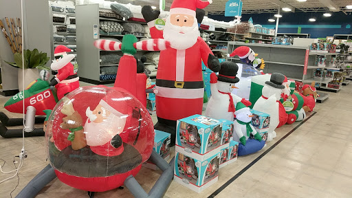 Home Goods Store «At Home», reviews and photos, 301 SouthTowne East Mall Dr, Wichita, KS 67207, USA