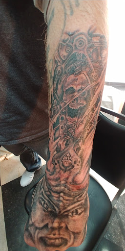 Tattoo Shop «Bent Schrader Tattoo LLC», reviews and photos, 4859 MacCorkle Ave SW, South Charleston, WV 25309, USA