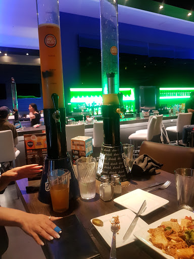 Sports Bar «Dave & Busters», reviews and photos