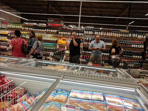 Supermarket «ALDI», reviews and photos, 620 Meacham Rd, Elk Grove Village, IL 60007, USA