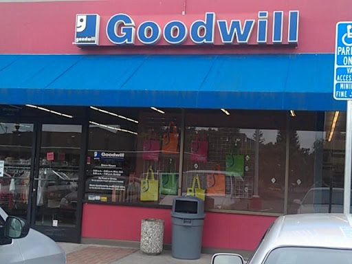 Thrift Store «Goodwill - Redwood Empire», reviews and photos, 513 Healdsburg Ave, Healdsburg, CA 95448, USA