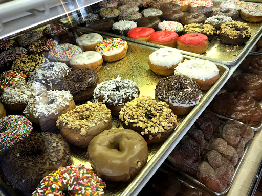 Donut Shop «Happy Donuts», reviews and photos, 1330 El Camino Real, Redwood City, CA 94063, USA