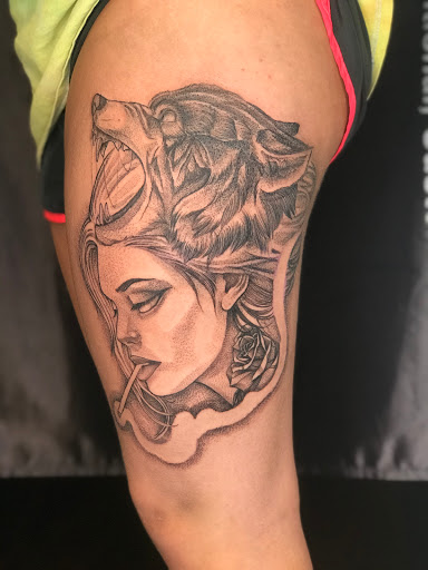 Explore tattoo ideas for triceps, creative tattoo ideas in Las Vegas, available at Last Chance Tattoo