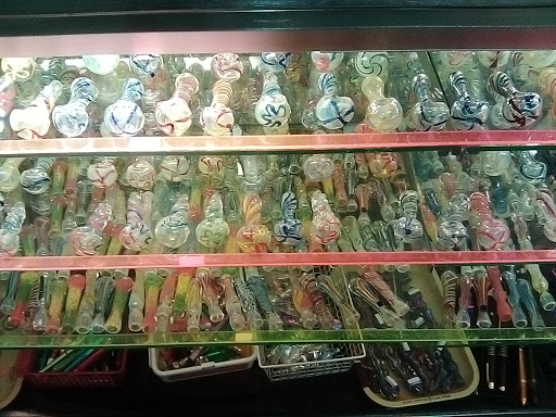 Tobacco Shop «Farah Smoke Shop», reviews and photos, 2345 Mission St, San Francisco, CA 94110, USA