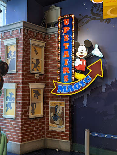 Toy Store «Disney Store», reviews and photos, 1540 Broadway, New York, NY 10036, USA