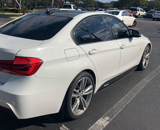 Auto Body Shop «H Q Auto Painting Body Repair», reviews and photos, 1915 NW 40th Ct, Pompano Beach, FL 33064, USA