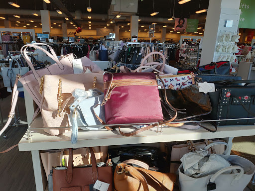 Department Store «Nordstrom Rack Mayfair Collection», reviews and photos, 11500 W Burleigh St, Wauwatosa, WI 53222, USA